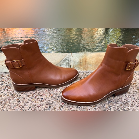 Cole Haan Chelsea Boot, 9.5B - Picture 1 of 6